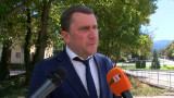 Кметът на Перник не се чувства безсилен - синът на прокурора няма къде да се скрие