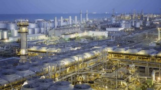 Saudi Aramco подписа с американски компании предварителни споразумения за общо $90 милиарда